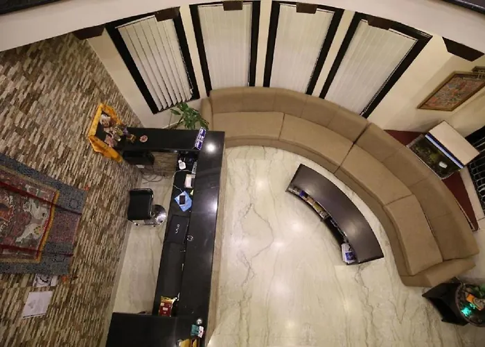 Hotel Rinchen 3*